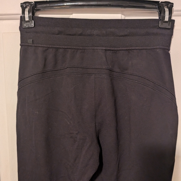 Women's Lululemon Joggers Pants Size 4 - Picture 5 of 8